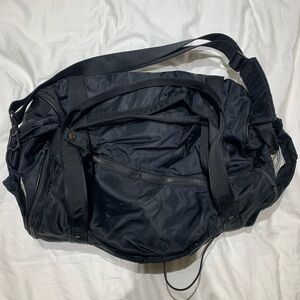 Lululemon Gym Duffle Bag in Black